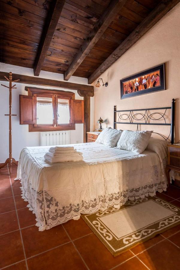 Casa Petra Apartment Миранда дел Кастаняр Екстериор снимка